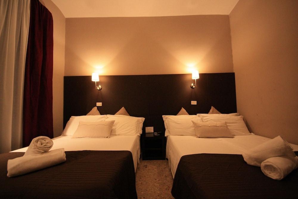 Hotel Felice Рим Екстериор снимка